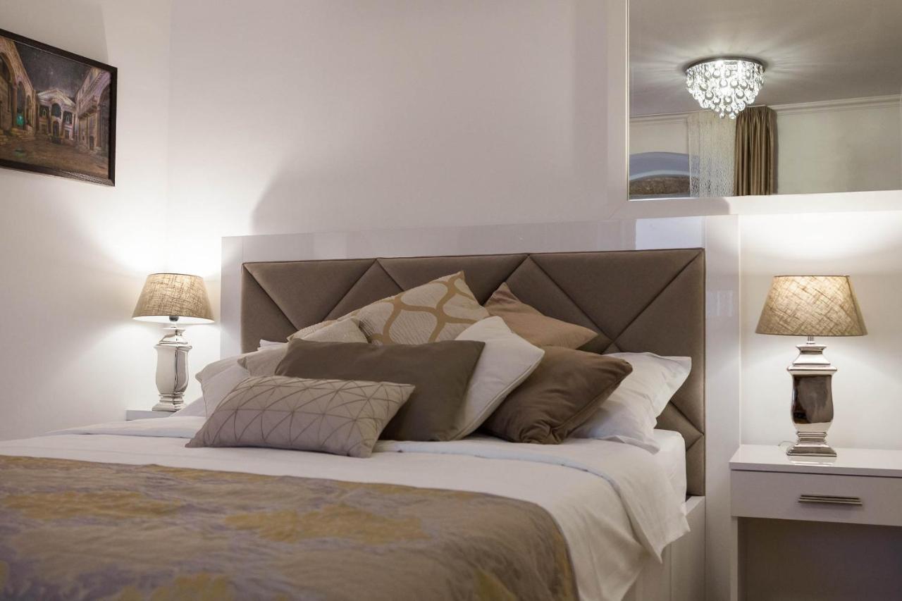 Guest House Imperial Split Extérieur photo